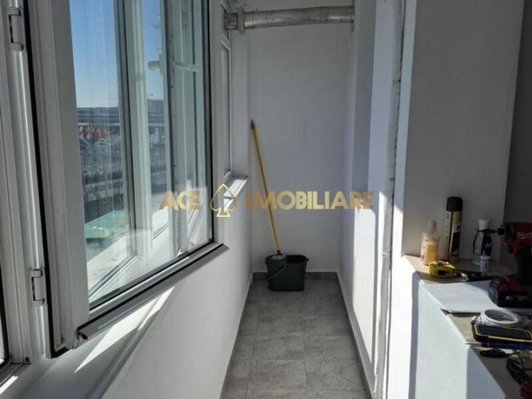 Apartament cu 2 camere semidecomandat, mobilat în Berceni