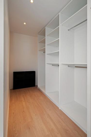 Apartament cu 3 camere decomandat, mobilat în Universitate