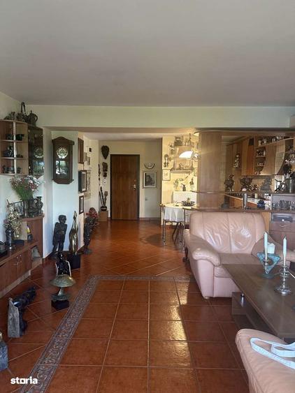 Campina - ap. 3 cam - mobilat - 11000 Euro - 10