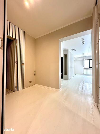 STADION 3 CAMERE 77 MP LIBER PRET 225000 EURO - 5