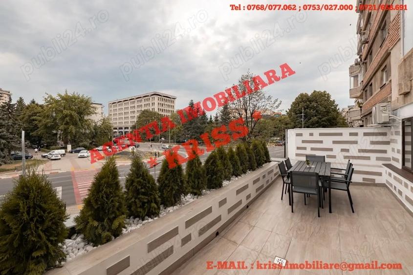 Apartament cu 4 camere decomandat în Central