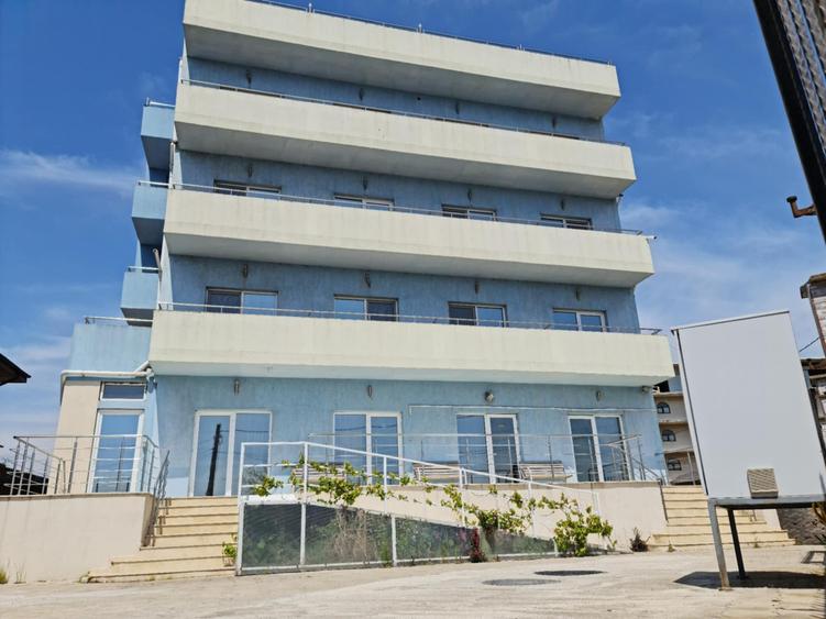 Hotel/Pensiune, de 24 mp, în Est