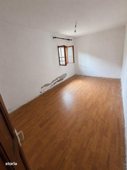 Spațiu comercial, de 63 mp, în Bariera Vâlcii