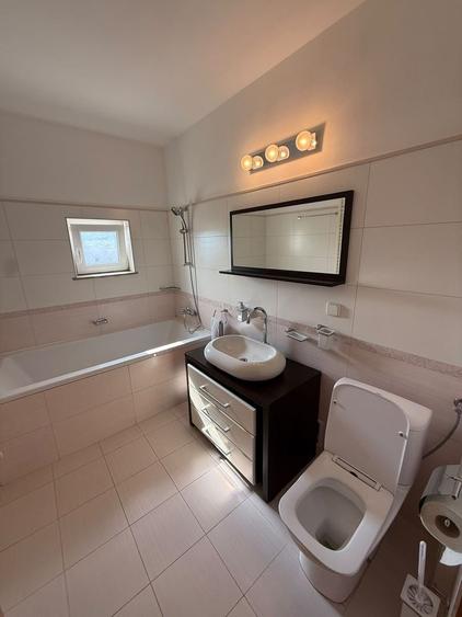Apartament cu 3 camere decomandat în Gheorgheni