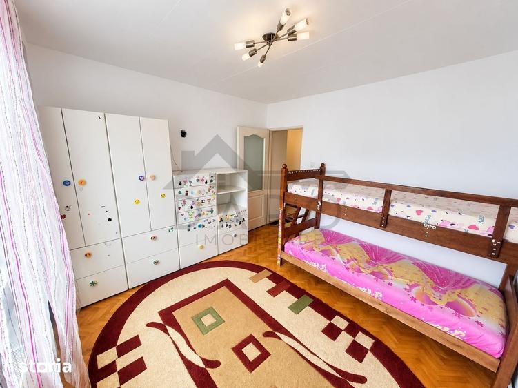 Apartament cu 3 camere în Unirii
