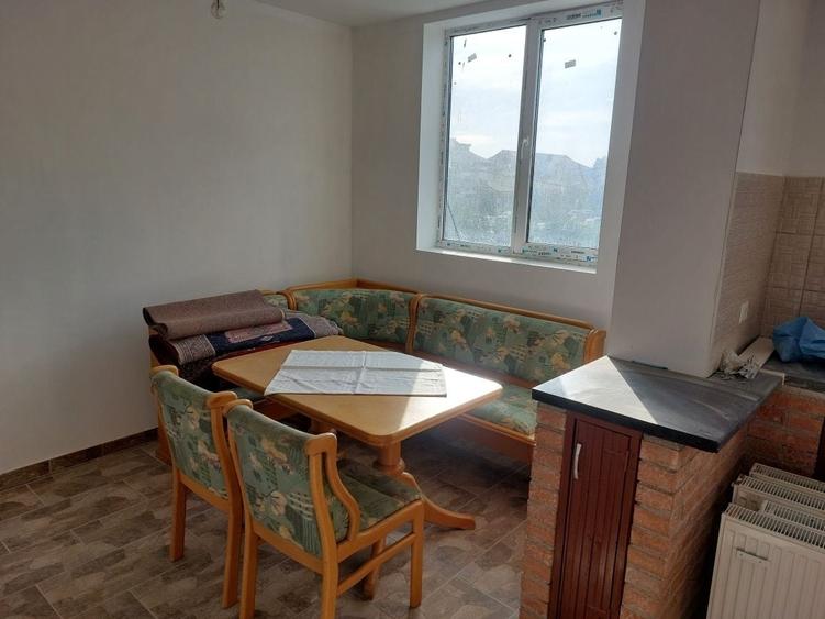 Apartament cu 2 camere decomandat în Est