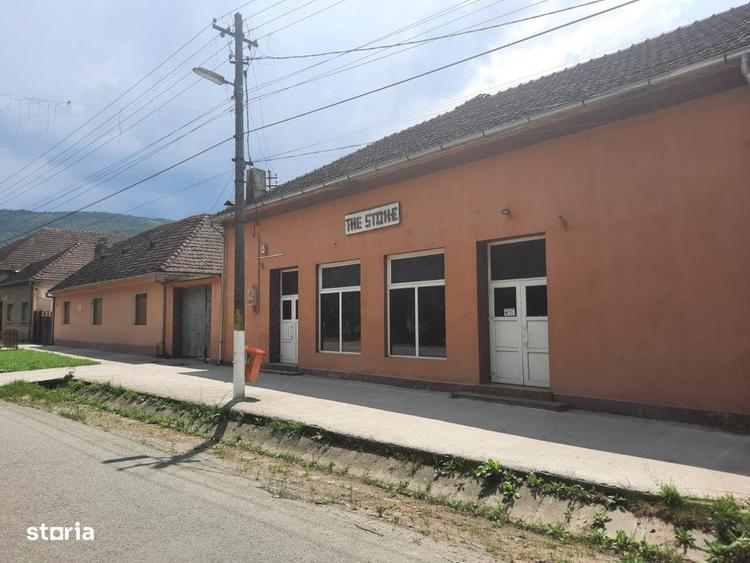 Spațiu comercial, de 224 mp, în Central