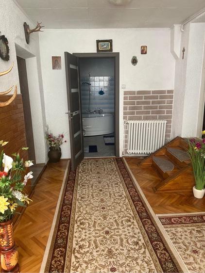 Casă cu 4 camere cu Teren 200 Mp în Reșița