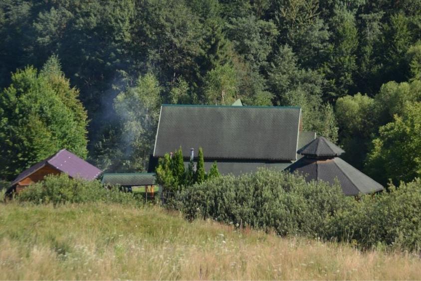 Casă cu 4 camere în Varvata