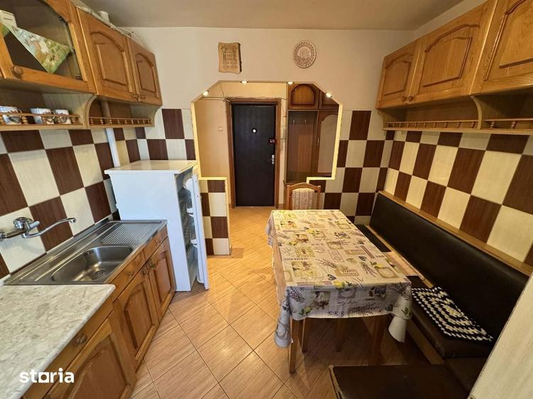 Apartament cu 2 camere decomandat în Soarelui