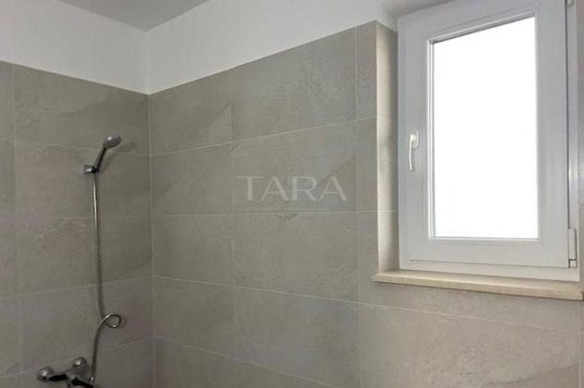 Apartament cu 5 camere semidecomandat în Grigorescu