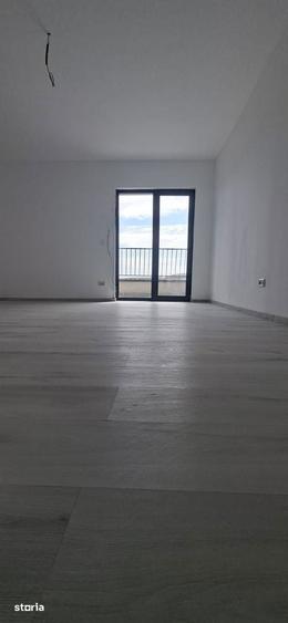Apartament cu 2 camere decomandat în Rediu