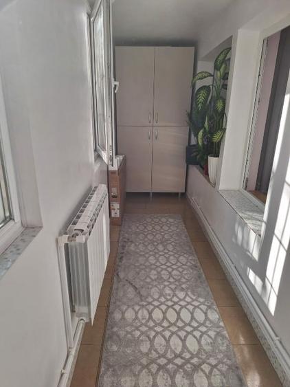 Apartament cu 2 camere semidecomandat, mobilat în Gara