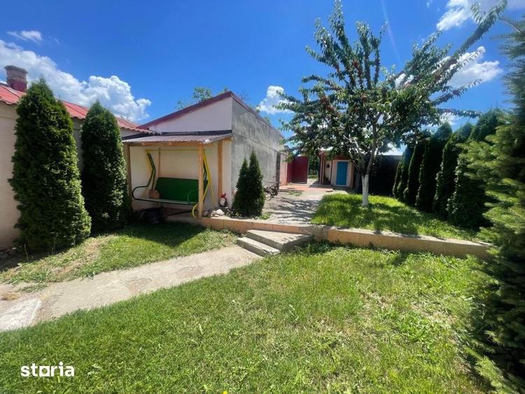 Casă cu 3 camere cu Teren 160 Mp în Central