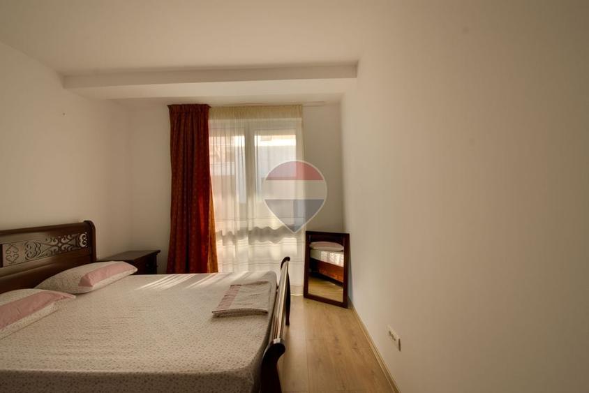 Apartament cu 2 camere semidecomandat, mobilat în Dumbrăvița