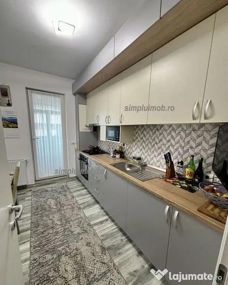 Apartament cu 2 camere decomandat în Central