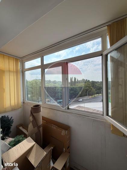 Apartament cu 2 camere decomandat în 1 Mai