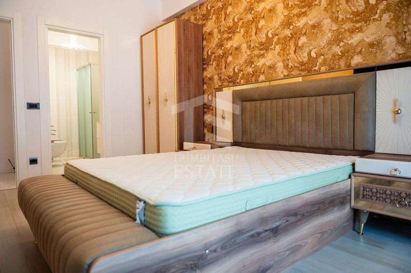 Apartament cu 3 camere decomandat, mobilat în Central