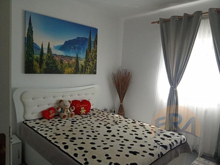 Casă individuală cu 3 camere cu Canalizare în Josani (Măgești)