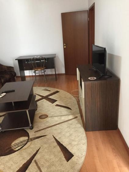 Apartament cu 2 camere decomandat în Aradului
