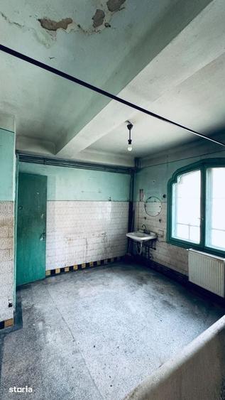 Apartament cu 4 camere decomandat în Centrul Istoric