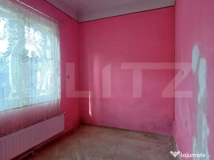 Casă cu 6 camere cu Teren 715 Mp în Turda