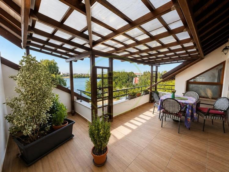 Apartament cu 3 camere semidecomandat, mobilat în Dămăroaia