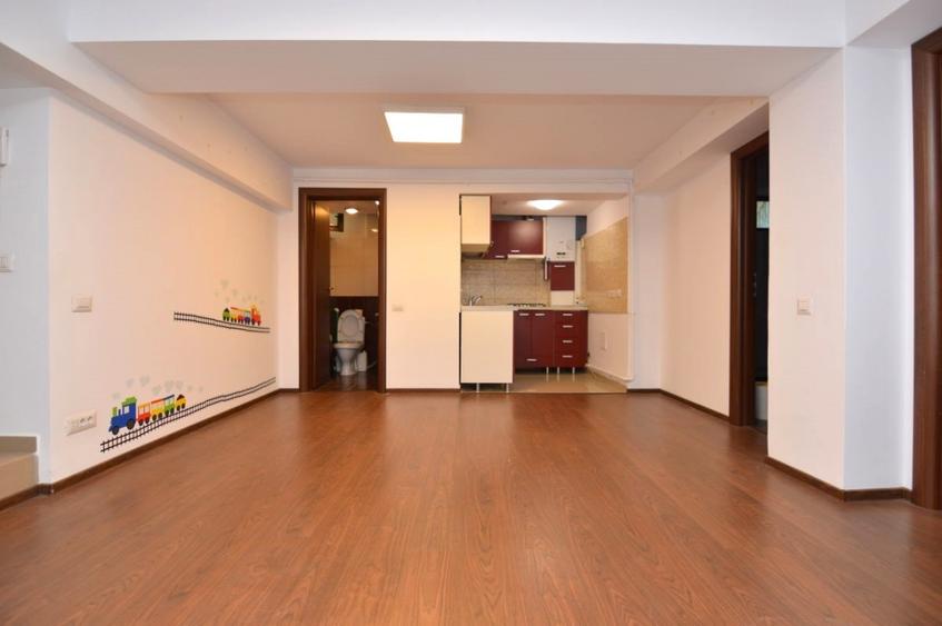 Apartament cu 2 camere decomandat în Baba Novac