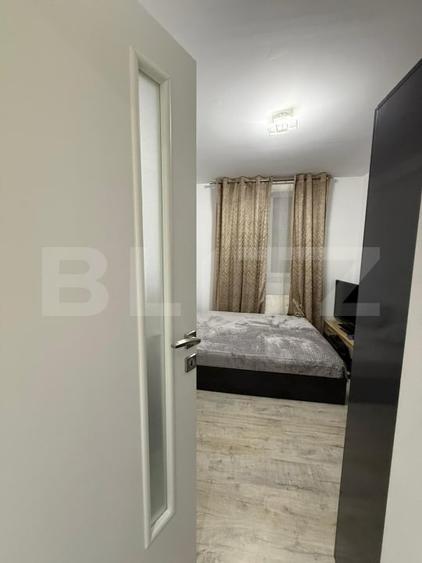 Apartament cu 3 camere semidecomandat, mobilat în Ultracentral