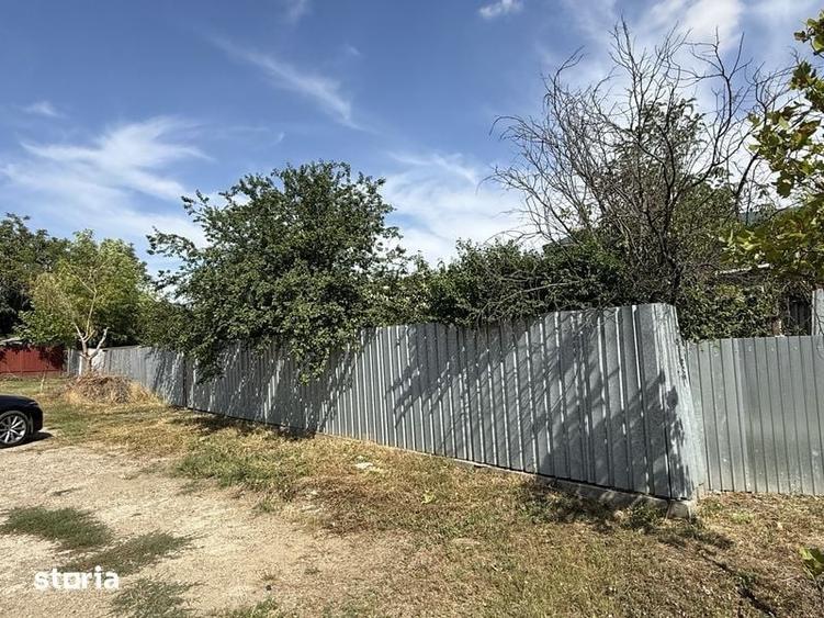 Casă cu 4 camere cu Teren 1300 Mp în Țiglina 1
