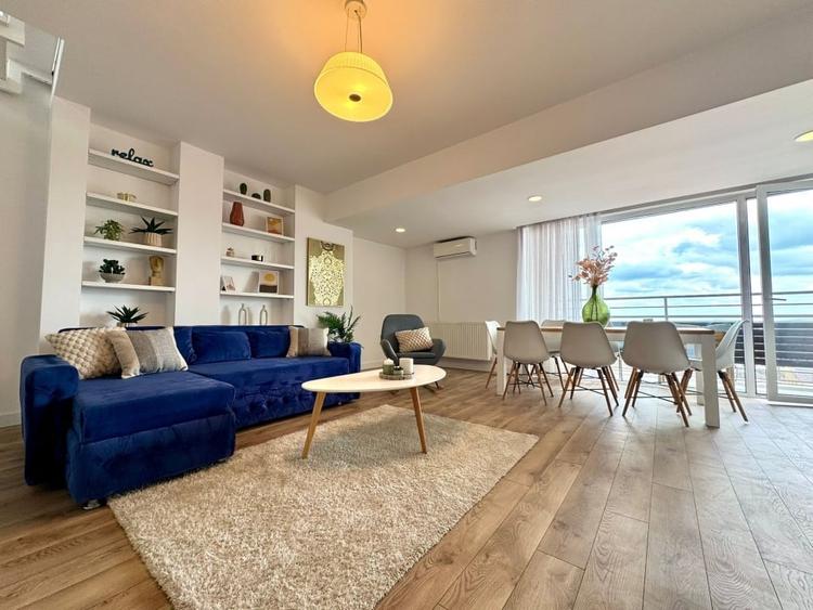 Apartament cu 5 camere decomandat, mobilat în Bună Ziua