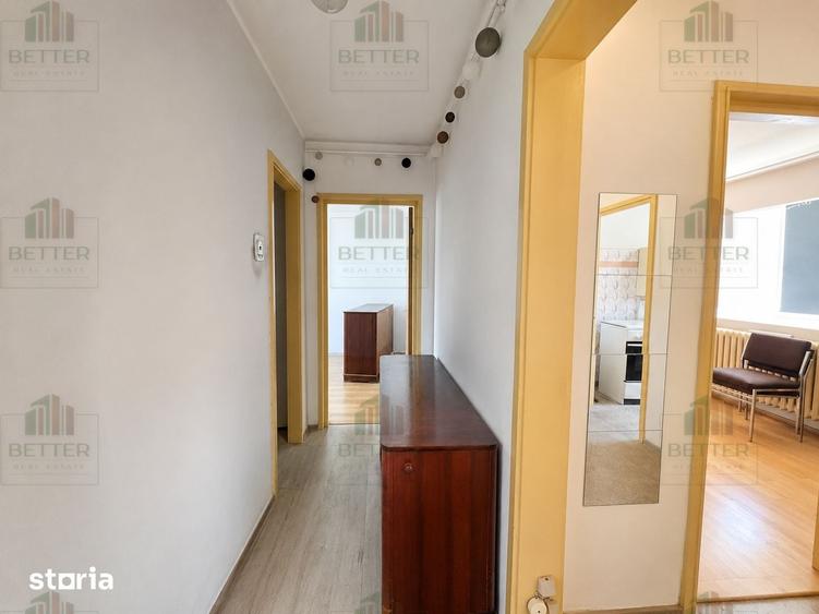Apartament cu 3 camere decomandat în Berceni