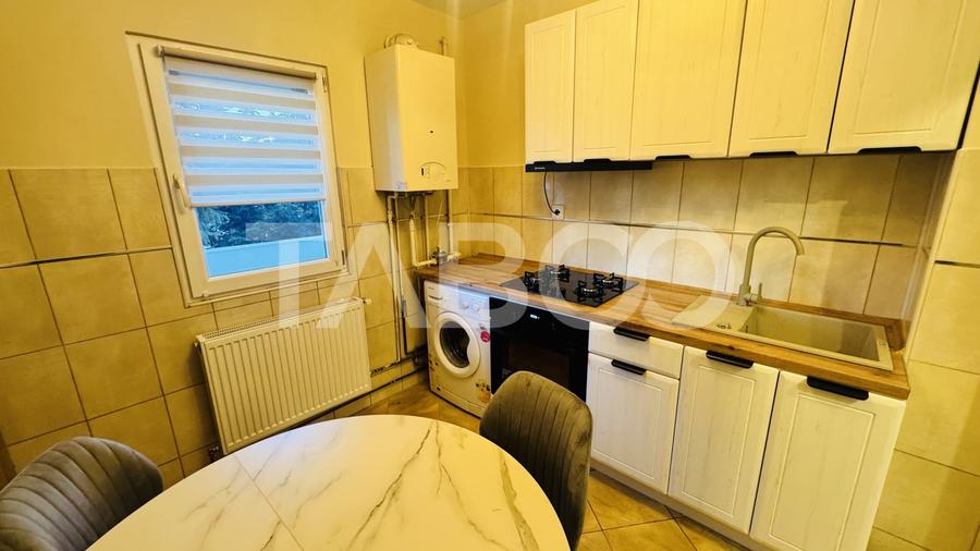 Apartament cu 2 camere decomandat, mobilat în Central