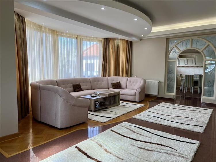 Apartament cu 3 camere semidecomandat, mobilat în Herăstrău