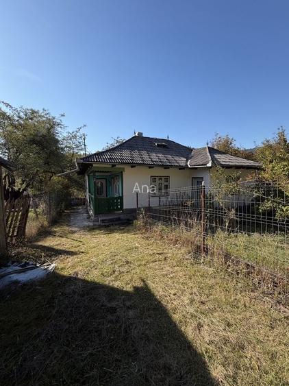 De vanzare casa cu teren 1500mp