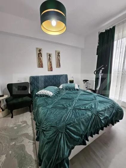 Apartament cu 3 camere decomandat, mobilat în Central
