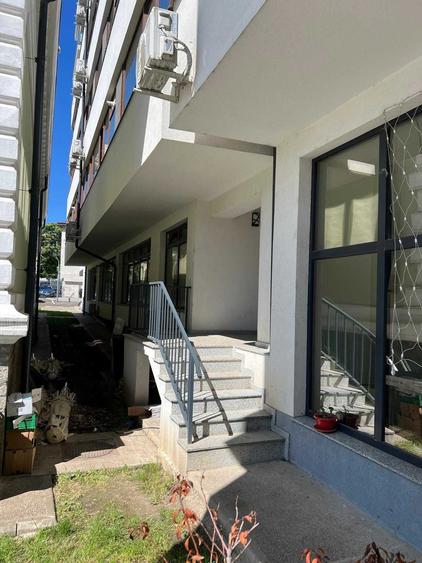 SPATIU COMERCIAL LANGA NOD CAFE zona centrala, bloc nou, loc de parcare inclus - 7