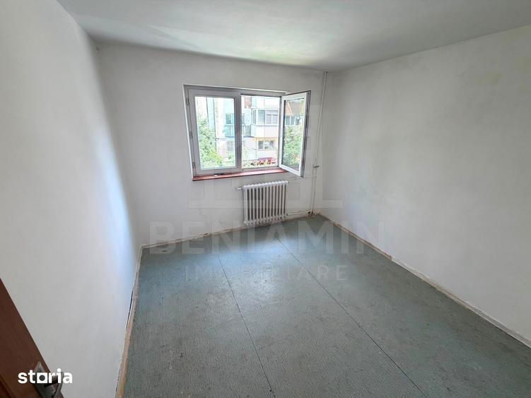 Apartament cu 2 camere în Craiovița Nouă