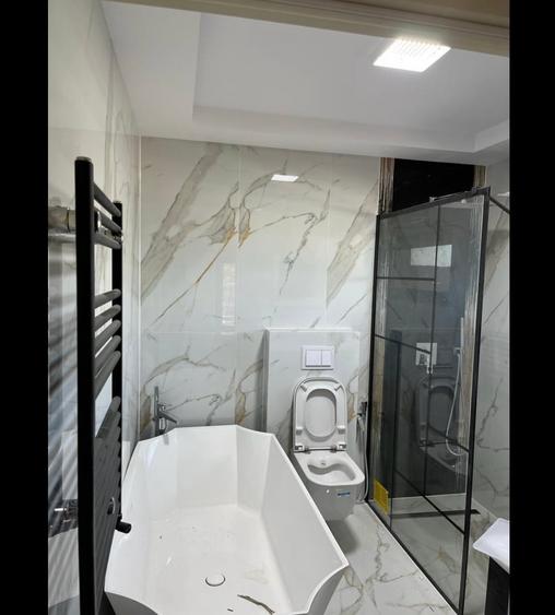 Casă cu 5 camere cu Teren 520 Mp în Valea Adâncă