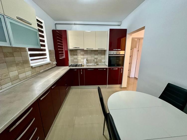 Apartament cu 2 camere decomandat, mobilat în Girocului