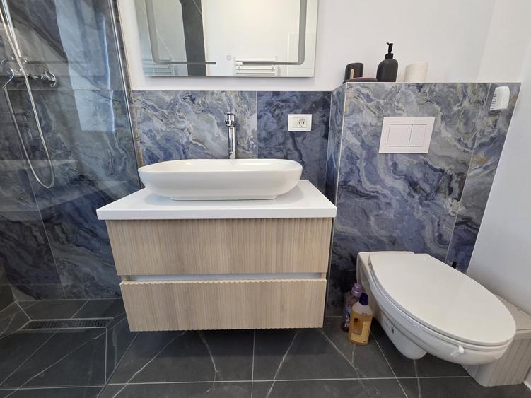 Apartament cu 2 camere semidecomandat, mobilat în Giroc
