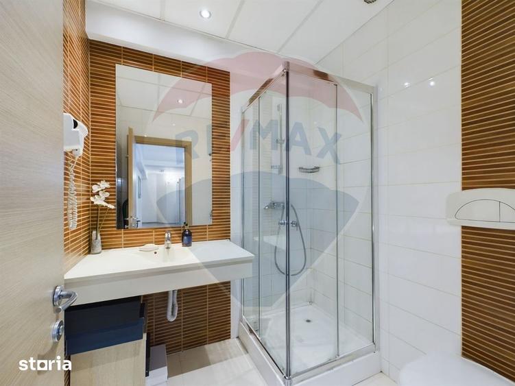 Apartament cu 3 camere, mobilat în Văcăresti