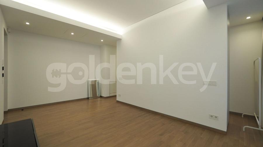 Apartament cu 4 camere decomandat, mobilat în Primăverii