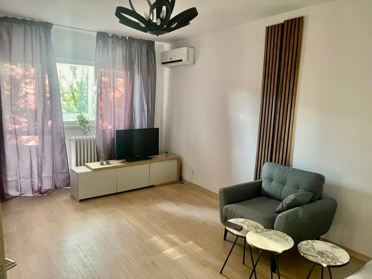 Apartament cu 2 camere decomandat, mobilat în Crângași