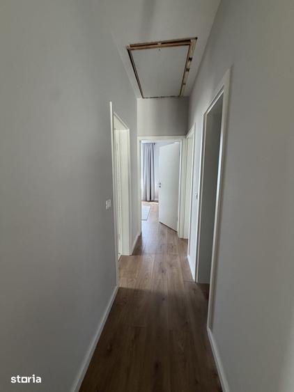 Casă cu 3 camere cu Teren 25 Mp în Dumbrăvița