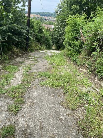 Teren de 1799 mp, în Triaj