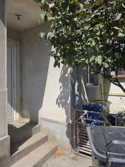 Casă individuală cu 4 camere cu Canalizare în Vatra Luminoasă