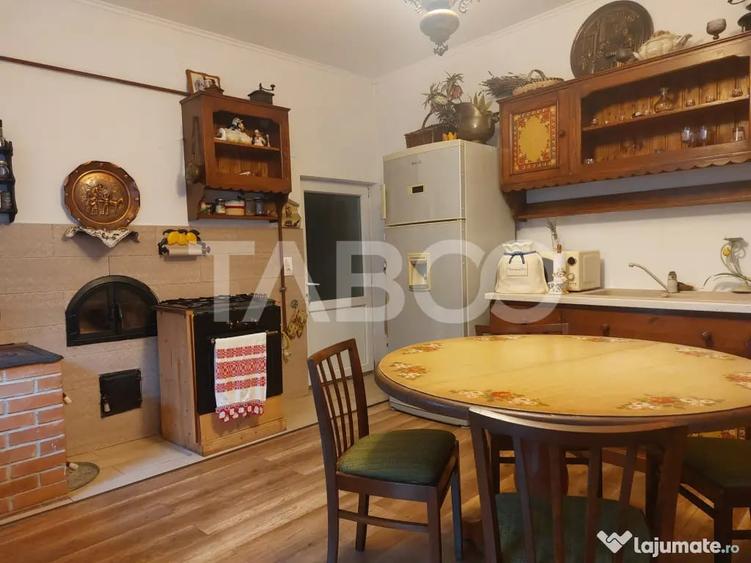 Casă cu 1 camere cu Teren 50 Mp în Sadu