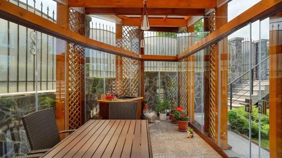 Casa de vis la poalele Branului Confort, rafinament ?i lini?te - 7