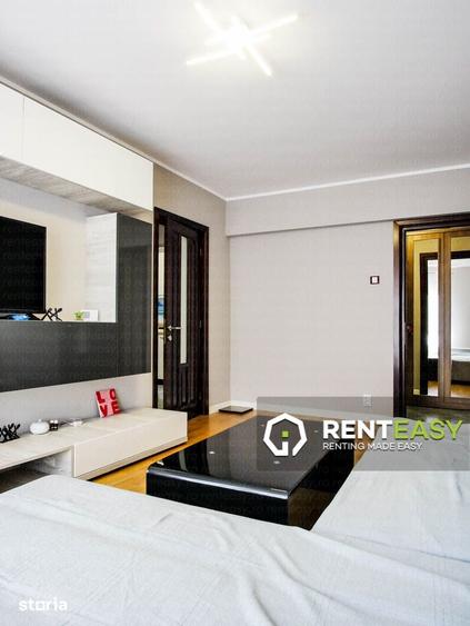 Apartament cu 3 camere în Piața Unirii